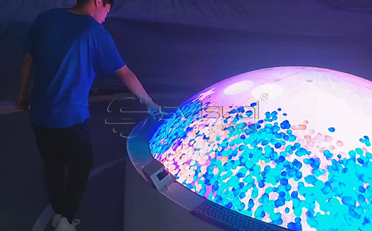 圣湘生物科技展示LED球冠屏